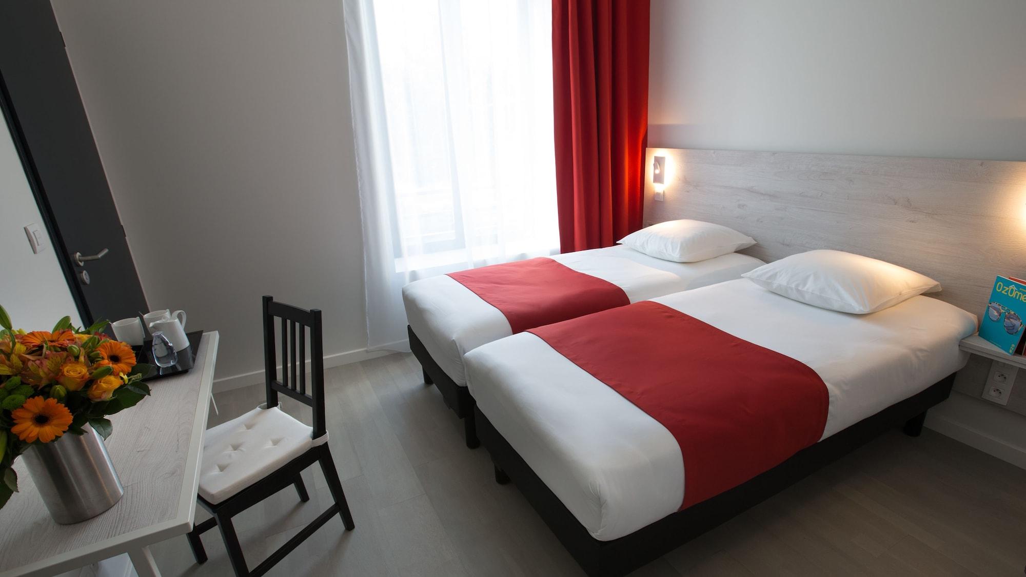 Hotel La Fabrique ลาโรแชล ภายนอก รูปภาพ