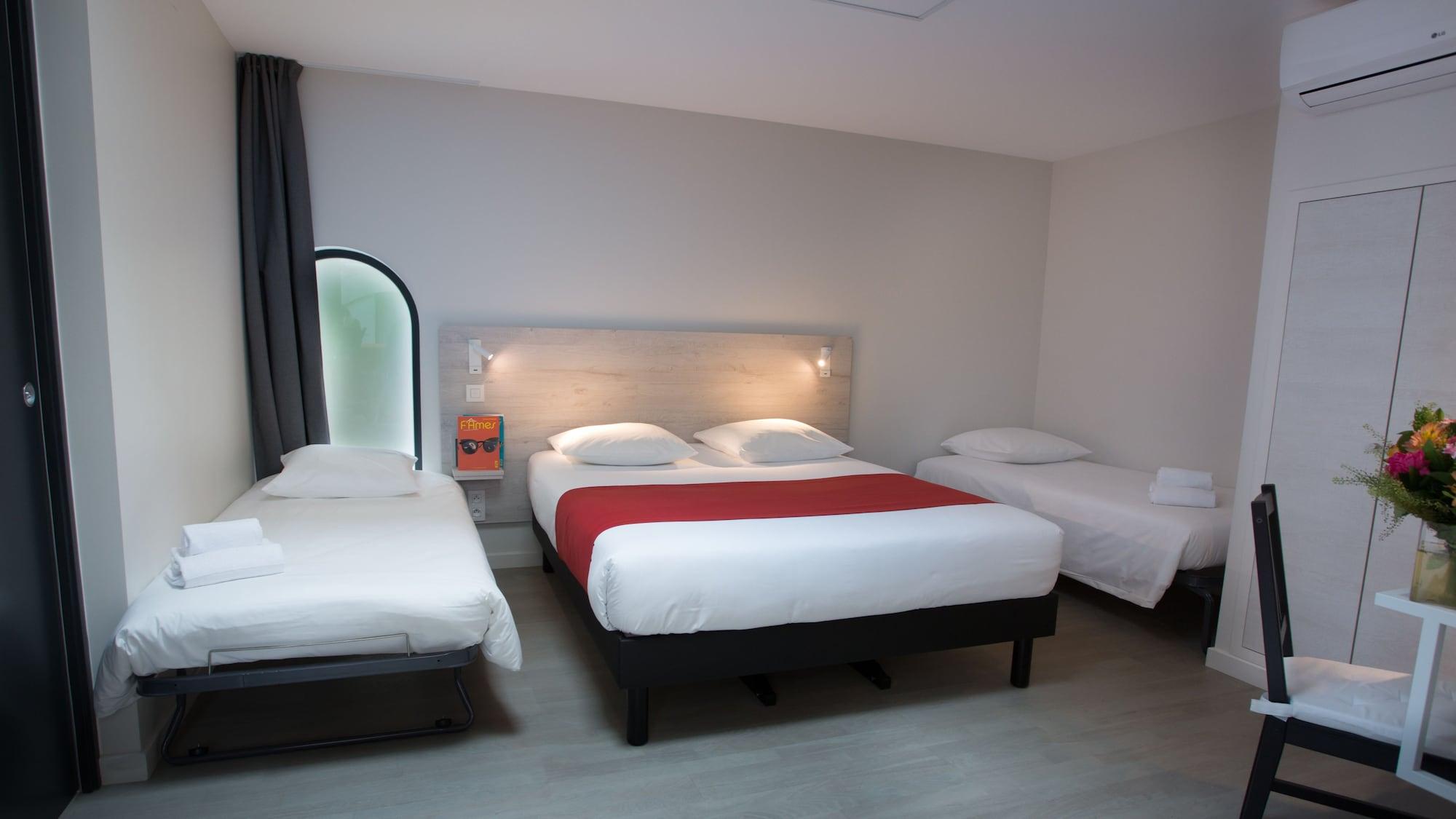 Hotel La Fabrique ลาโรแชล ภายนอก รูปภาพ