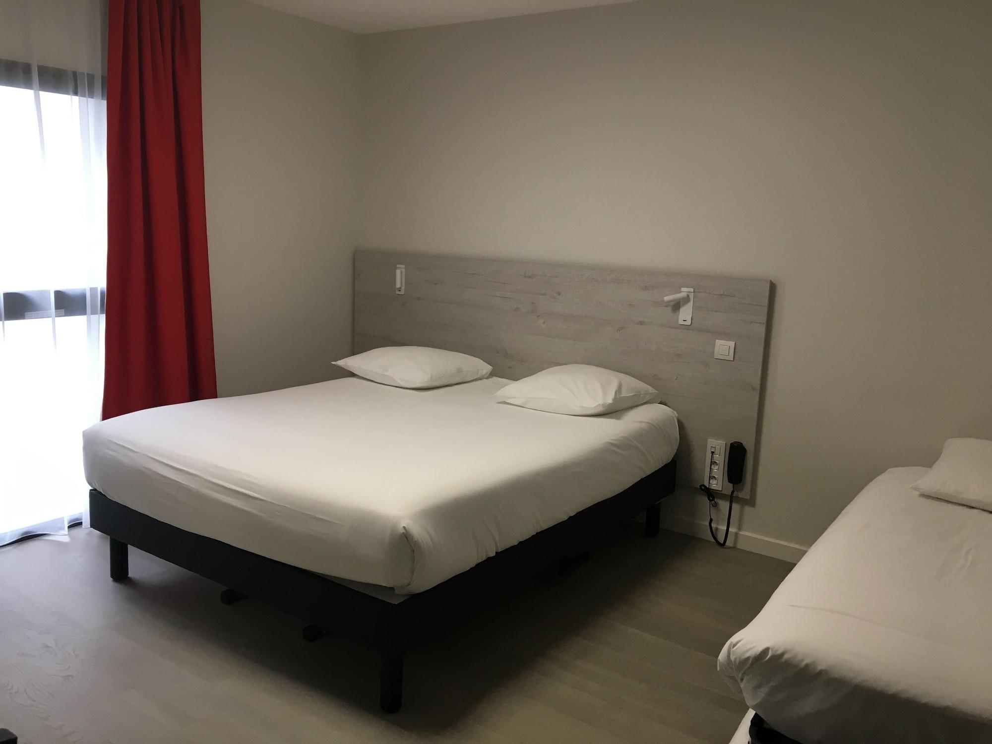 Hotel La Fabrique ลาโรแชล ภายนอก รูปภาพ