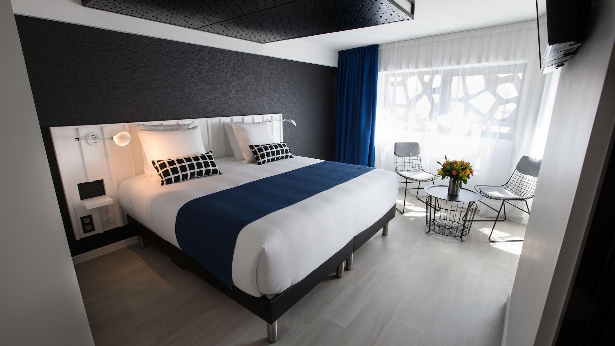 Hotel La Fabrique ลาโรแชล ภายนอก รูปภาพ