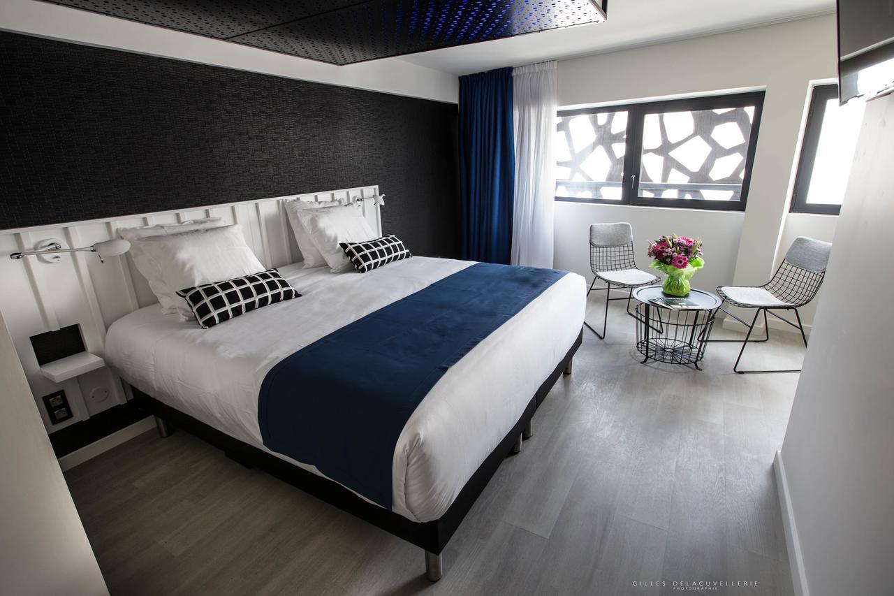 Hotel La Fabrique ลาโรแชล ภายนอก รูปภาพ