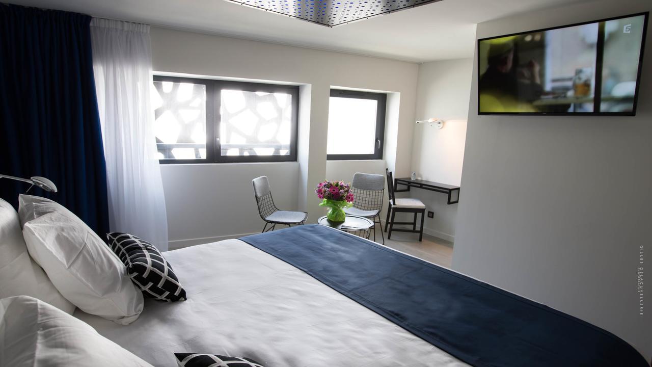 Hotel La Fabrique ลาโรแชล ภายนอก รูปภาพ